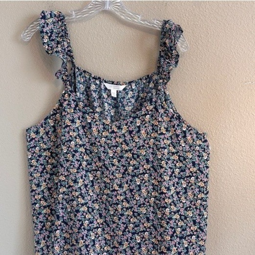 LC Lauren Conrad Women's Blue Floral Scallop Tank Blouse XXL Summer
